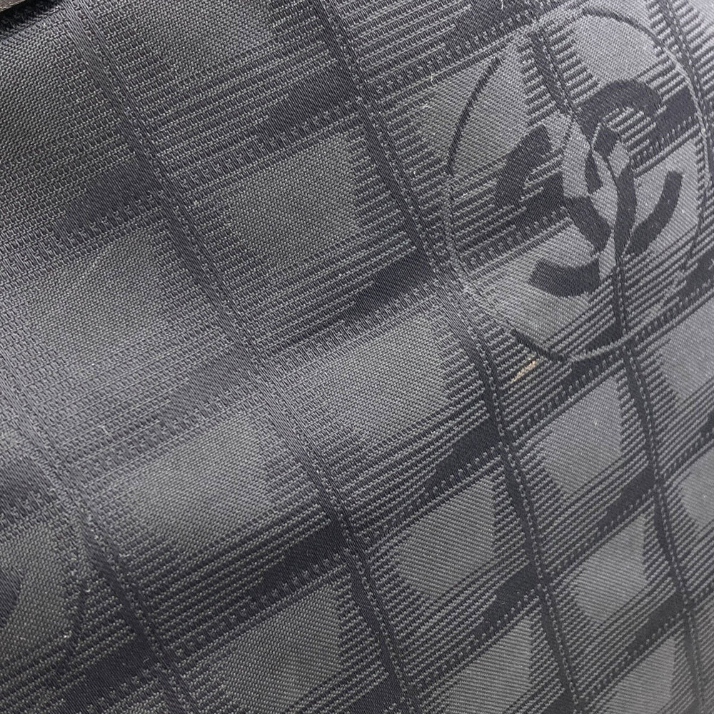 CHANEL Black Tote Bag - Picture 12 of 16